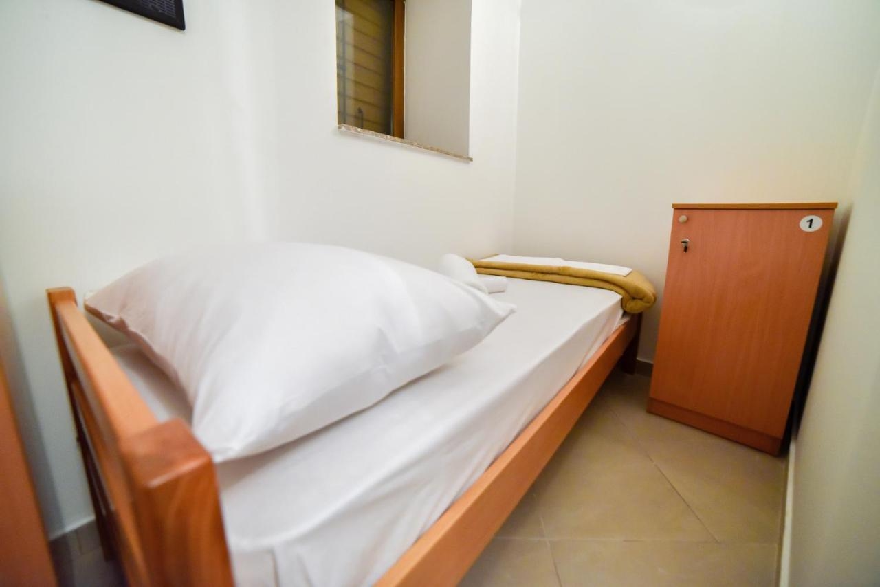 Hostel 신 외부 사진