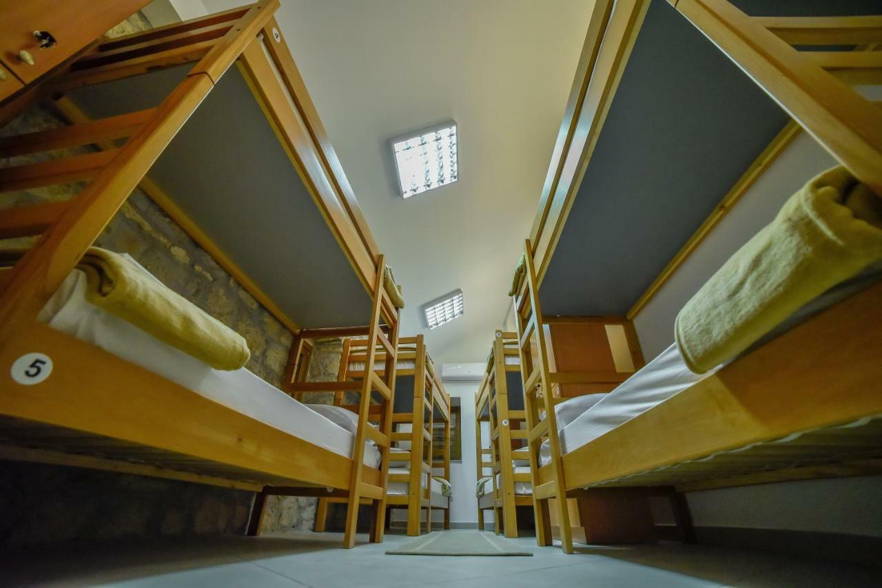 Hostel 신 외부 사진